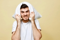 اگر خواب آلود هستید دور این خوراکی ها را خط قرمز بکشید