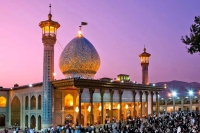 روایتی از نجات معجزه‌آسای 13 توریست خارجی در حمله تروریستی به شاهچراغ + فیلم