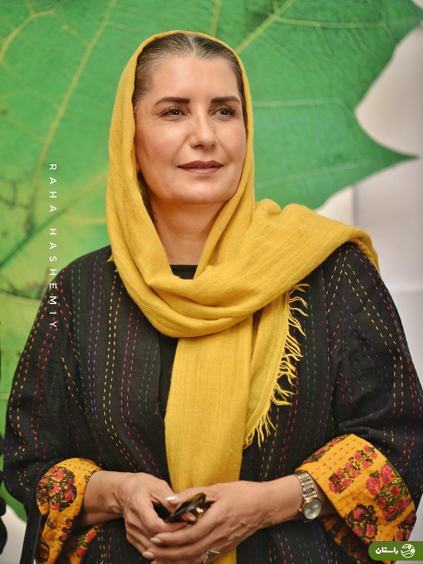 (عکس) تیپ سنتی «فریبا کوثری» با مانتوی سوزن‌دوزی در جشنواره فیلم کوتاه!