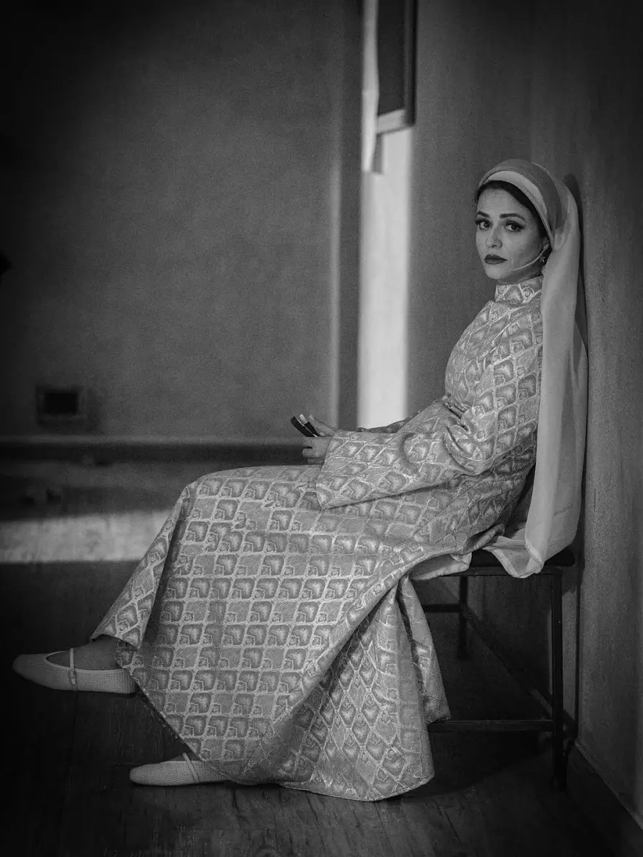 عکس-سیاه-و-سفید-سوگل-خلیق-1