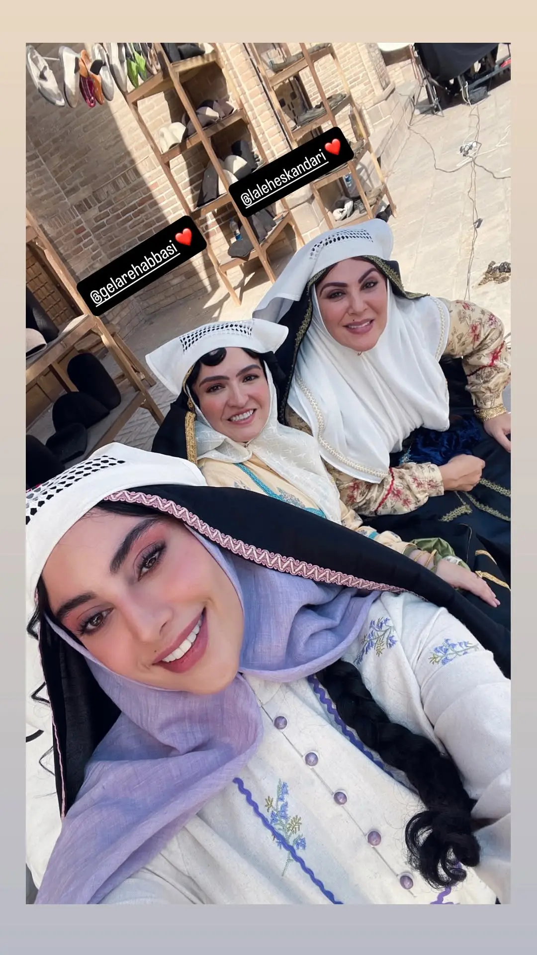 (عکس) سلفی دیده نشده بازیگران زن «بامداد خمار»؛ ترلان پروانه، لاله اسکندری و گلاره عباسی