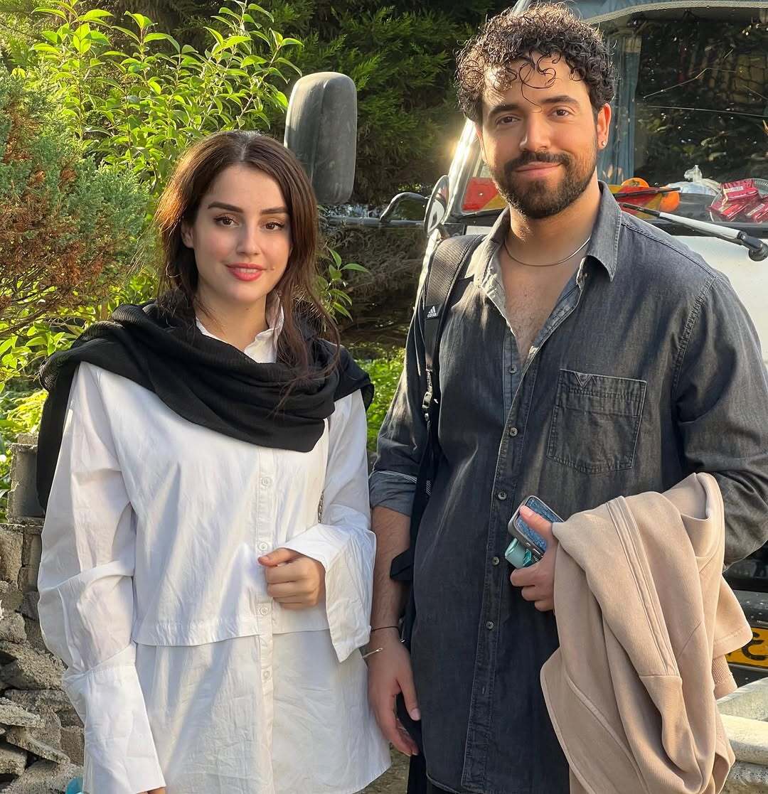 (عکس) پریناز ایزدیار و شروین حاجی‌پور در پشت صحنه فیلم سینمایی «بن‌سای»