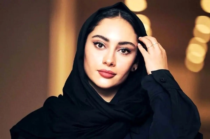 تصویری از «بهروز» (سریال بچه مهندس) در 20 سالگی در کنار «ترلان پروانه» در یک همایش+عکس