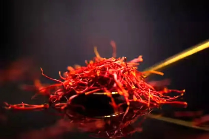 با زعفران، پوستت را به دوران طلایی برگردان!