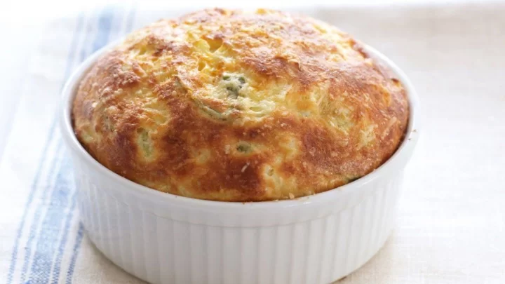 سوفله پنیر و تره‌فرنگی؛ دستور تهیه خوشمزه و ساده