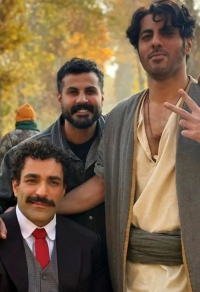 قاب متفاوت نوید پورفرج و حمید صفت در پشت صحنه سریال بامداد خمار+عکس