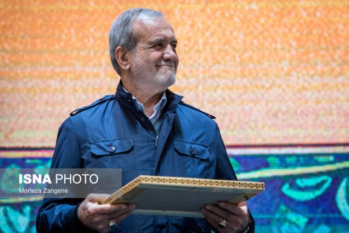 بازدید رییس‌جمهور از اتاق عمل جراحی قلب در قزاقستان