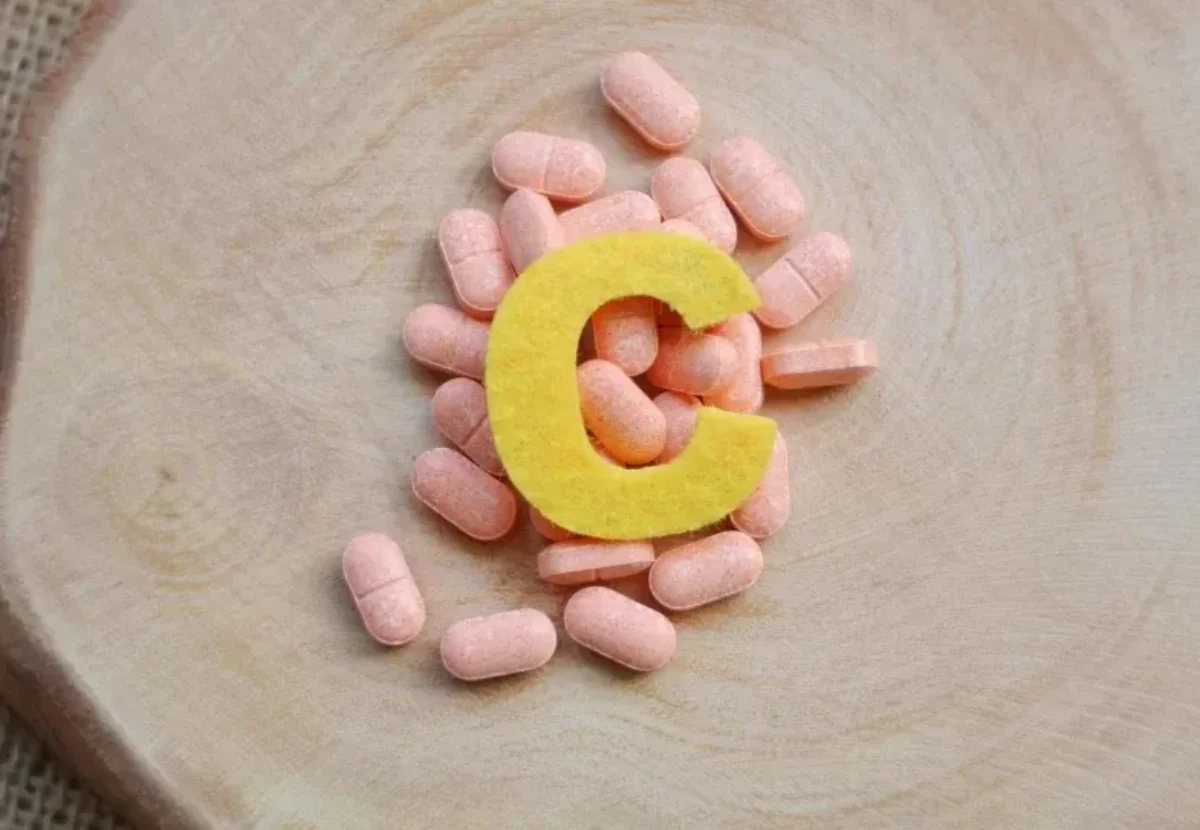 کمبود چه ویتامی‌هایی پوست شما را کدر می‌کنند؟