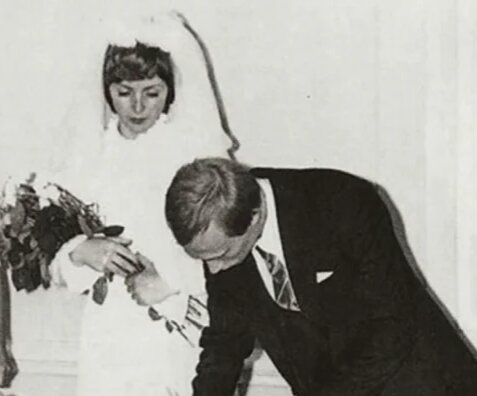 عکس‌هایی از مراسم ازدواج پوتین در مرداد 1362