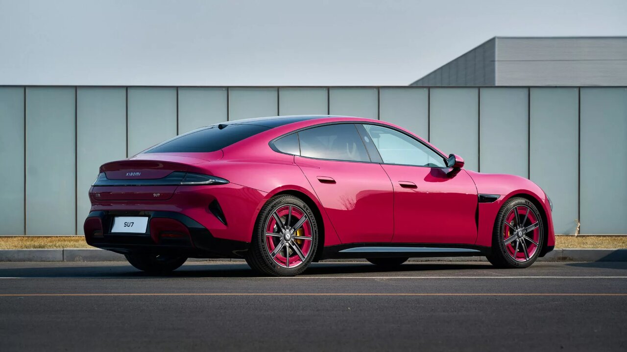 این خودروی شیائومی 6 بار دور دنیا چرخیده است!