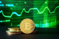 سقوط تاریخی بیت‌کوین به زیر 62000 دلار