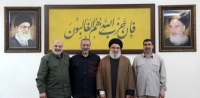 تصویری از فرماندهان هوافضای سپاه در کنار شهید نصرالله
