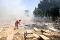 قبرستان تاریخی شیراز در آتش بی‌توجهی سوخت