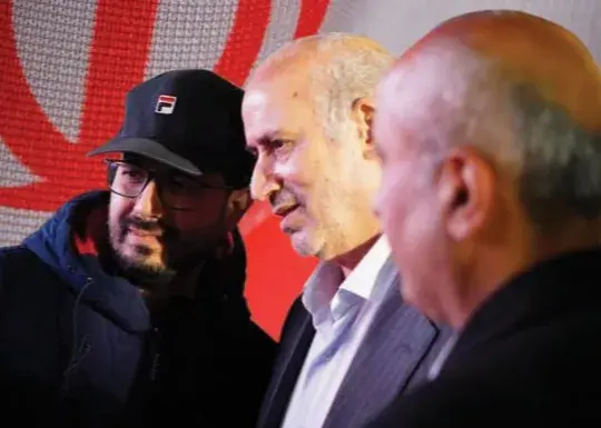 تاج زمینی راهی مکزیک شد