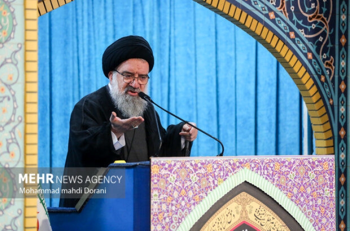هشدار خطیب نماز جمعه تهران به ترامپ و نتانیاهو/ دست از پا خطا کنید، سیلی محکمی می‌خورید