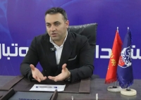 من به یک نفر مشکوک هستم/ نظر جنجالی مالک آبی‌ها: به نتایج تیم من ورود کنید!