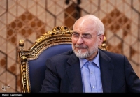 قالیباف: تحریم کاغذ پاره نیست، ولی اگر معنی‌اش این باشد که ما اگر بخواهیم تحریم را برداریم، باید تسلیم شویم هرگز!