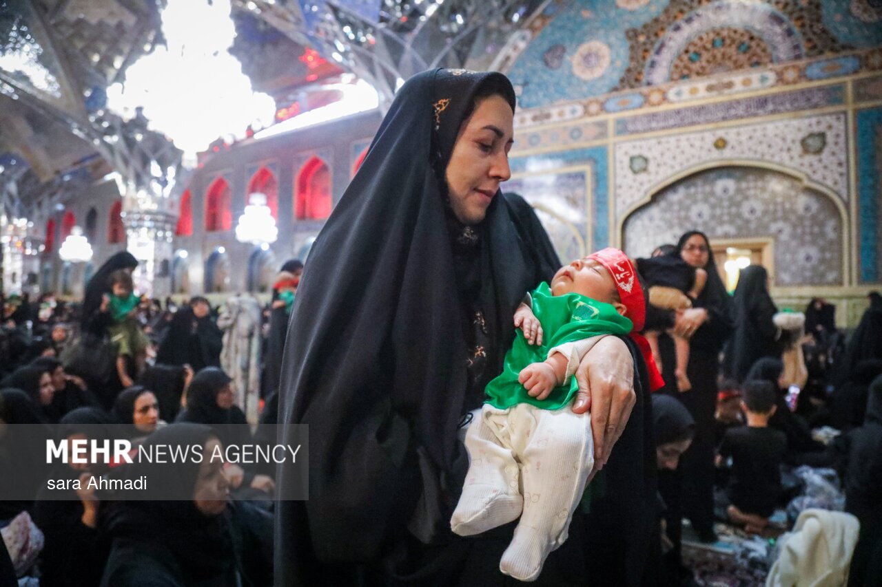 مراسم «شیرخوارگان حسینی»