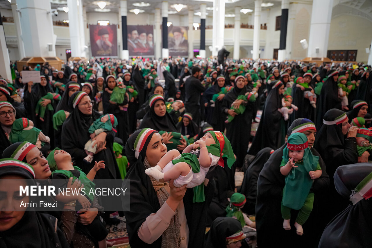 مراسم «شیرخوارگان حسینی»