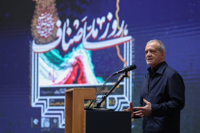 پزشکیان: عقب‌نشینی دشمن از موضوع لبنان حاصل مقاومت تیم مذاکره است