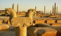 اتفاقات عجیب‌وغریب در حریم تخت‌جمشید