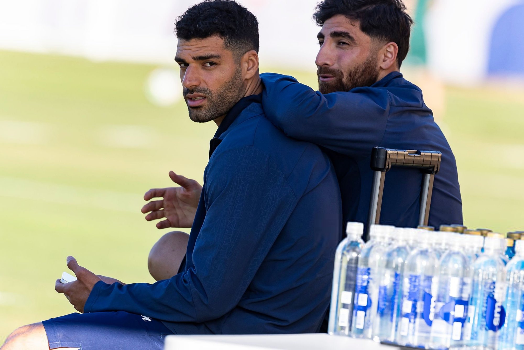 2486097