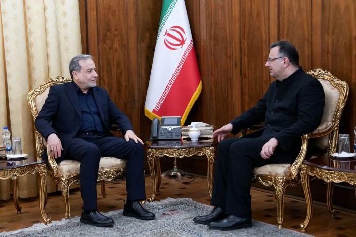 دیدار سفیر ایران در گرجستان با وزیر امور خارجه