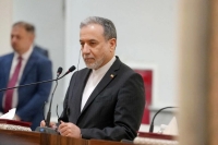 عراقچی به نجف رفت