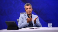عادل فردوسی‌پور: انگ وطن‌فروشی نزنید