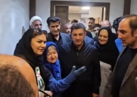 استقبال مادربزرگ استقلالی از قلعه‌نویی(عکس)