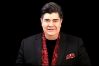 سالار عقیلی: موقع رانندگی معین گوش می‌دهم+ فیلم