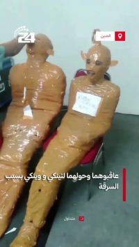 ابتکار بامزه صاحب مغازه؛ سارقان را مثل هدیه کادو کرد!