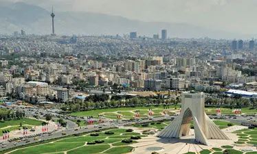 غول‌های متحرک، سوژه تازه خیابان‌های تهران+ عکس