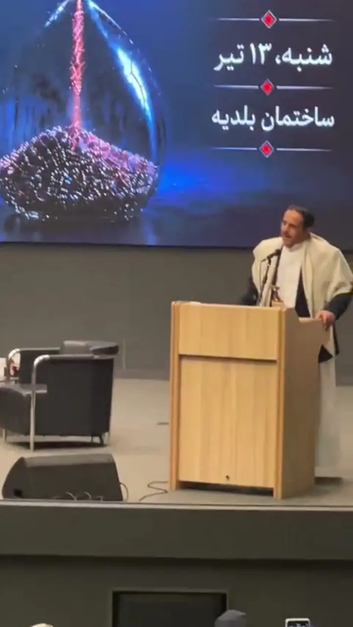 الحوثی: هنگام عزیمت به تهران، فرودگاه در محاصره بود