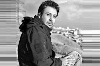 واکنش محسن چاوشی به تشییع امام شهید