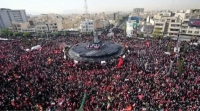 فرانس 24: جمعیت عظیمی از سوگواران در مراسم تشییع رهبر شهید ایران حضور دارند
