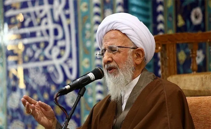 جوادی آملی هنگام نماز بر پیکر رهبر شهید چه گفتند؟