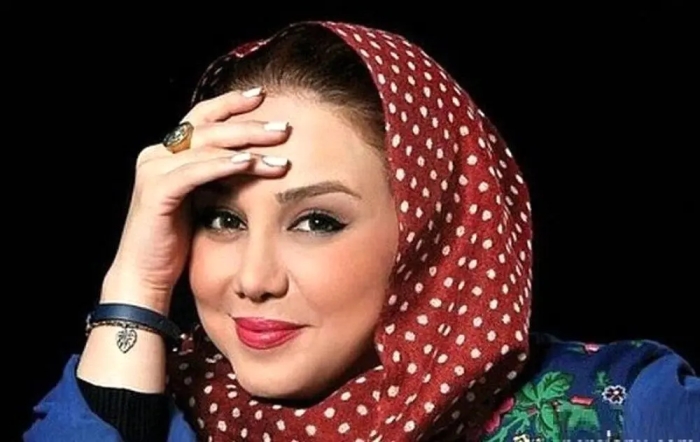 بهنوش بختیاری با این استوری، سالگرد ازدواج پدر و مادرش را تبریک گفت + عکس