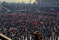 تصاویری از جمعیت حاضر در نجف در تشییع پیکر رهبر انقلاب
