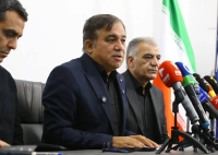 فدراسیون برای اتمام مسابقات پخته عمل نکرد/ تاجرنیا: برای قهرمانی استقلال ۱۷۰ صفحه سند داریم