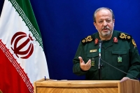 سرپرست وزارت دفاع: روند تولیدات دفاعی در اوج جنگ هم متوقف نشد