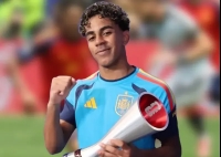 جواب ساده است؛ هواداران/ پارادوکس MVP: چرا به یامال جایزه دادید؟