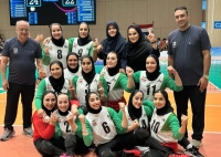 خط و نشان دختران والیبال نشسته برای رقبا