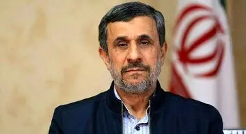 دیدار احمدی‌نژاد با دوستان و همکارانش خبرساز شد + تصاویر