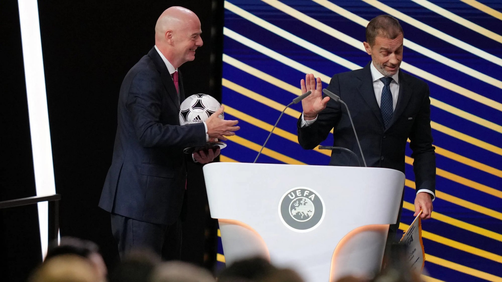 2510511