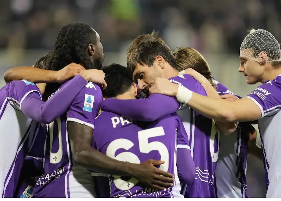 2323900