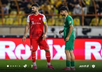 برای بازوبند پرسپولیس جان می‌دهم؛/ کنعانی: هیچکس نمی‌تواند به نیمکت‌نشینی اعتراض کند