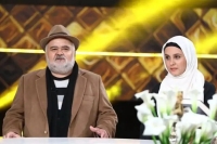 المیرا عبدی دلش برای پدرش تنگ شده؛ استوری تلخ دختر اکبر عبدی!