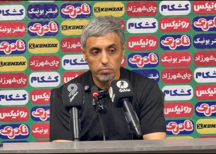 خطیبی: به شعارهای خط‌دهی شده توجه نمی‌کنم