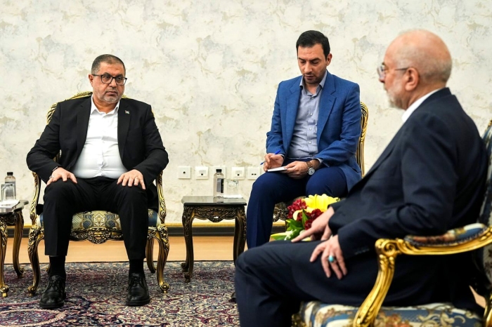 تصاویر: دیدار و گفت‌وگو باسم نعیم با قالیباف